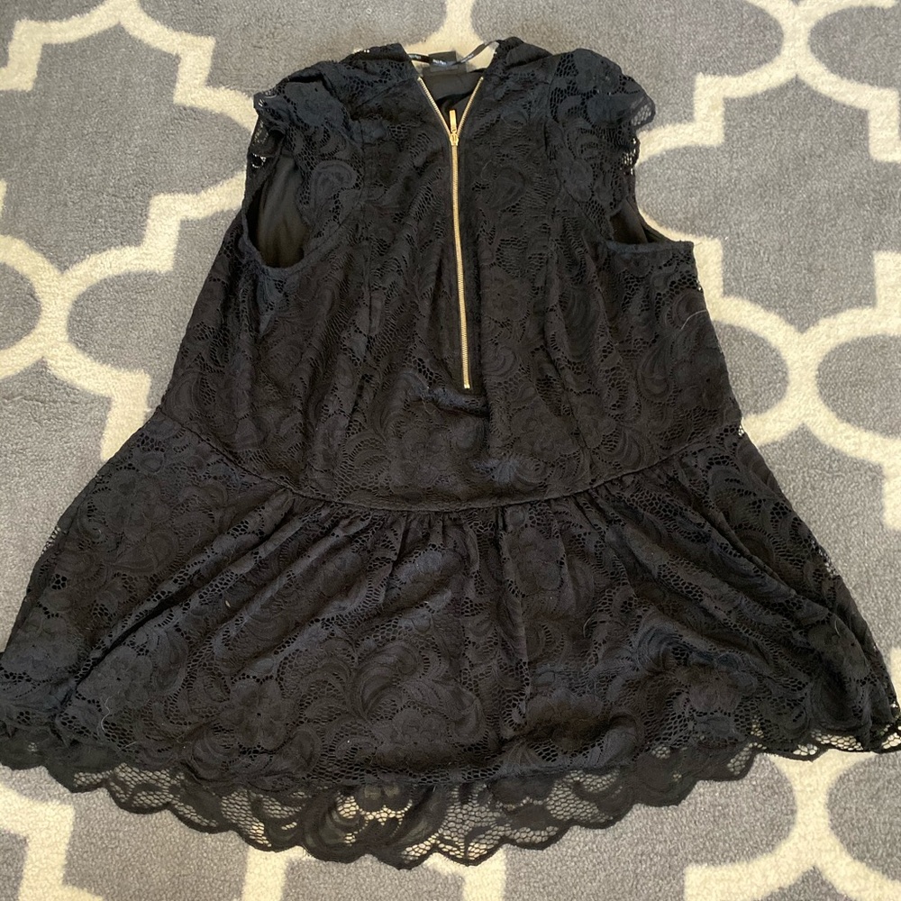 Beautiful black lace peplum top 🥰